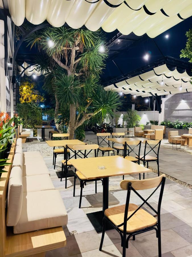 Le Cap & Khách sạn hẻo lánh Đà Nẵng